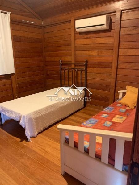 Casa para alugar com 5 quartos, 100m² - Foto 25