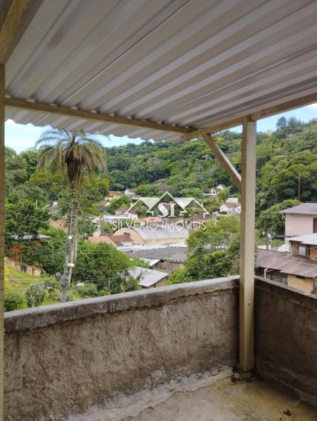 Casa à venda com 2 quartos, 60m² - Foto 6