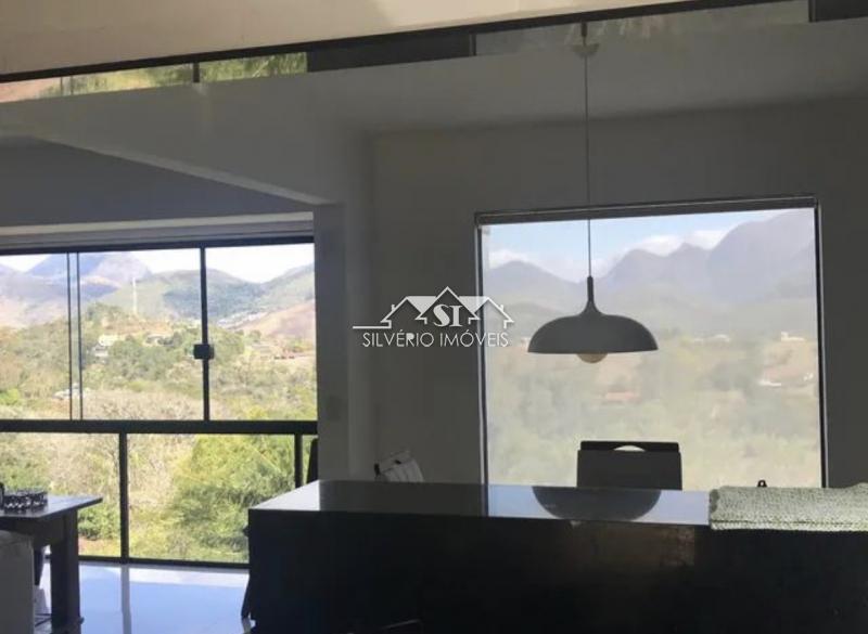 Casa à venda com 3 quartos, 140m² - Foto 2