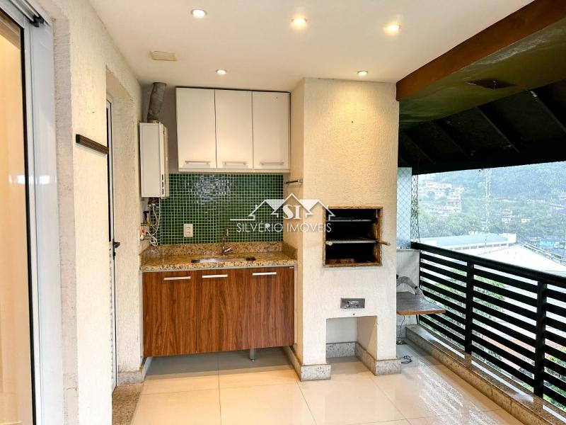Apartamento à venda com 3 quartos, 152m² - Foto 4