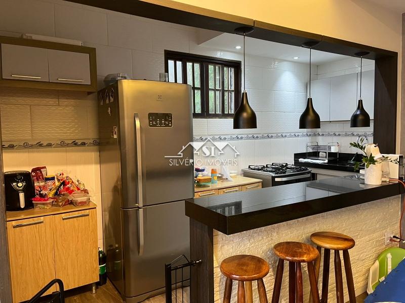 Casa à venda com 3 quartos, 172m² - Foto 3