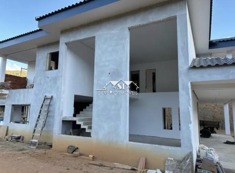 Casa à venda com 3 quartos, 500m² - Foto 3