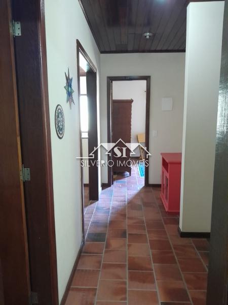 Casa à venda com 3 quartos, 200m² - Foto 7