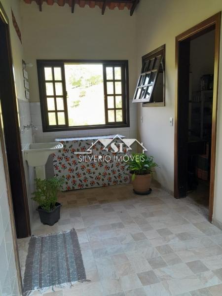 Casa à venda com 3 quartos, 200m² - Foto 14