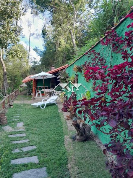 Casa à venda com 3 quartos, 200m² - Foto 19