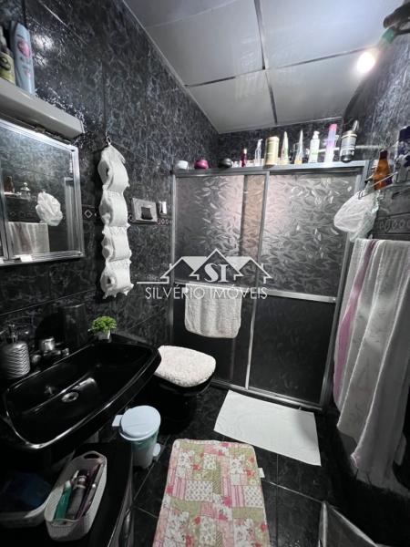 Casa à venda com 2 quartos, 66m² - Foto 8