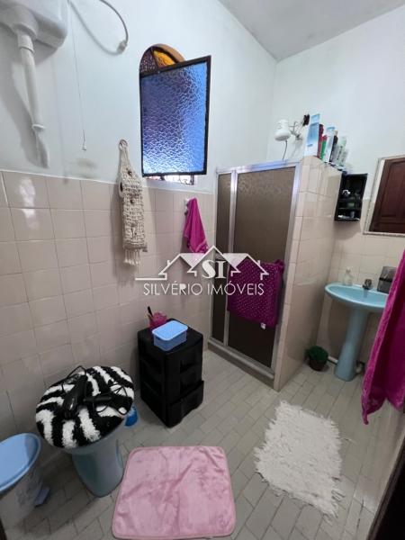 Casa à venda com 2 quartos, 66m² - Foto 12