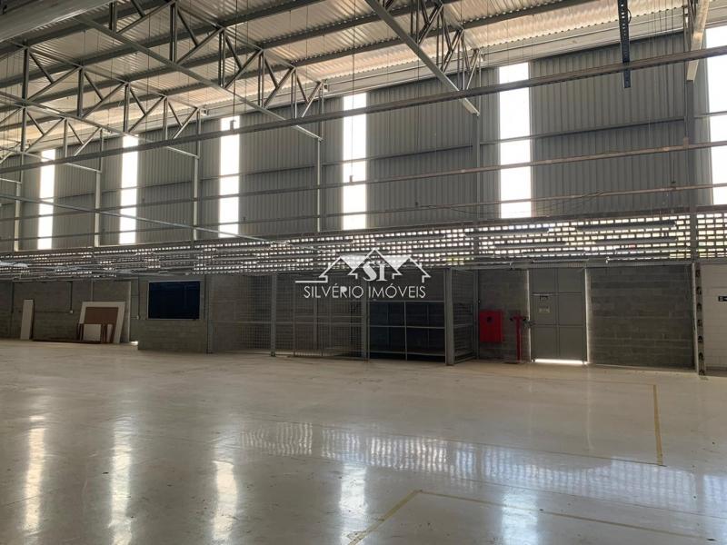 Depósito-Galpão-Armazém para alugar, 1600m² - Foto 12