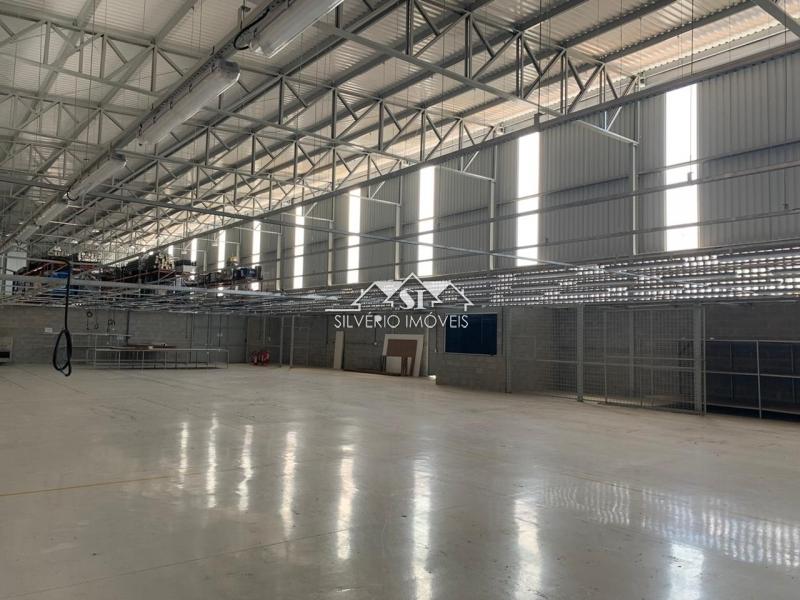 Depósito-Galpão-Armazém para alugar, 1600m² - Foto 13