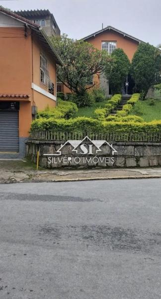 Casa em Castelânea - Petrópolis/RJ  - 3 Quartos