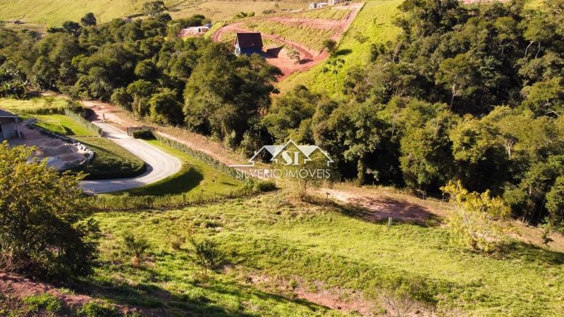 Terreno em Araras - Petrópolis/RJ 