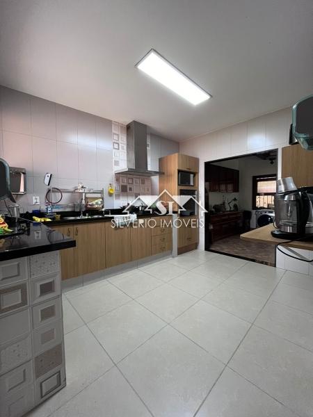 Casa à venda com 3 quartos, 140m² - Foto 5