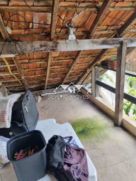 Casa à venda com 4 quartos, 110m² - Foto 14