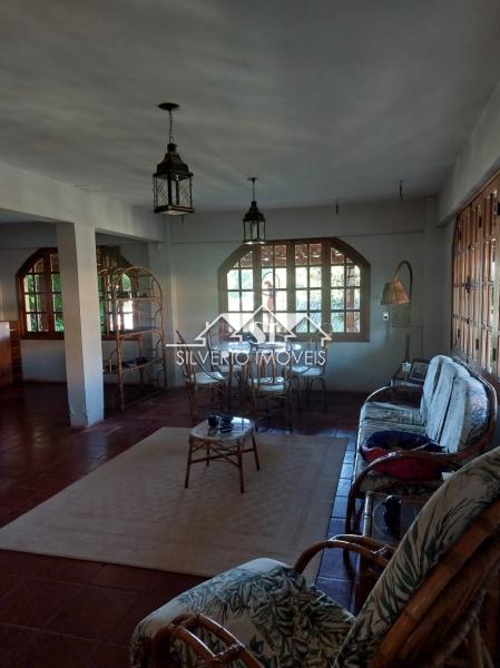 Casa à venda com 3 quartos, 280m² - Foto 7