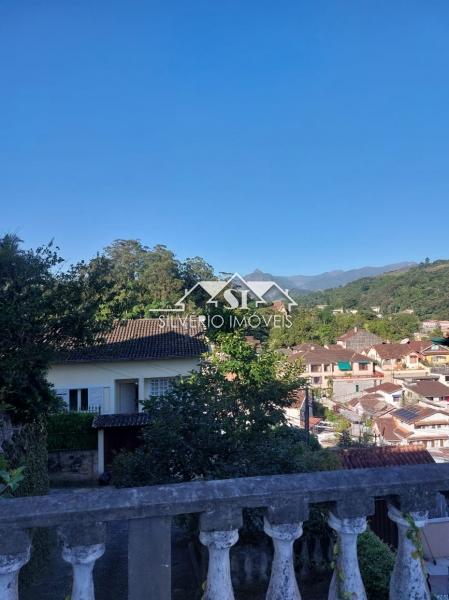 Casa à venda com 3 quartos, 280m² - Foto 18