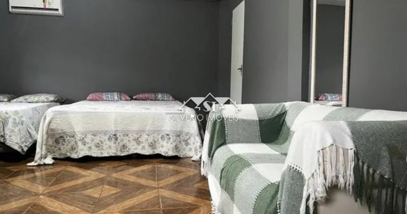 Casa à venda com 5 quartos, 300m² - Foto 8