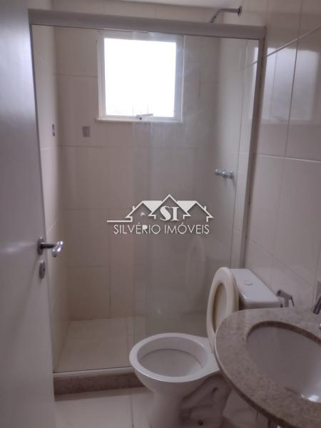Apartamento à venda com 2 quartos, 72m² - Foto 3