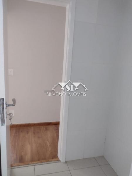 Apartamento à venda com 2 quartos, 72m² - Foto 9