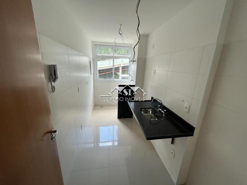Apartamento à venda com 2 quartos, 112m² - Foto 13