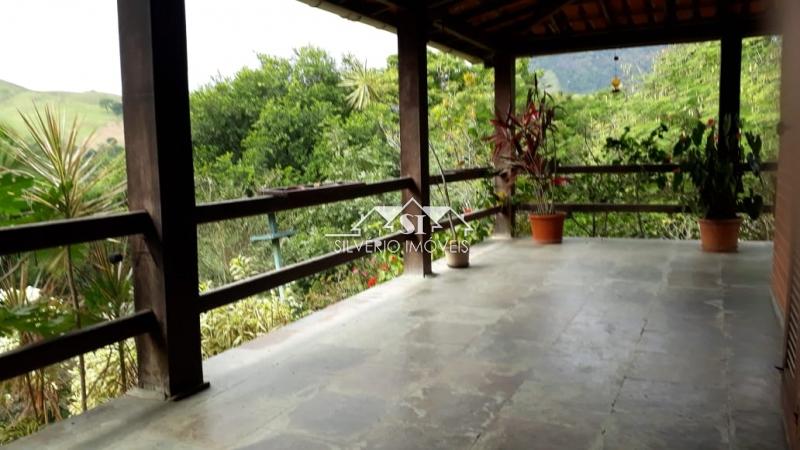 Sítio à venda com 2 quartos, 190m² - Foto 11