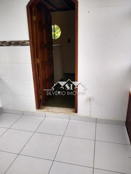 Casa à venda com 4 quartos, 160m² - Foto 14