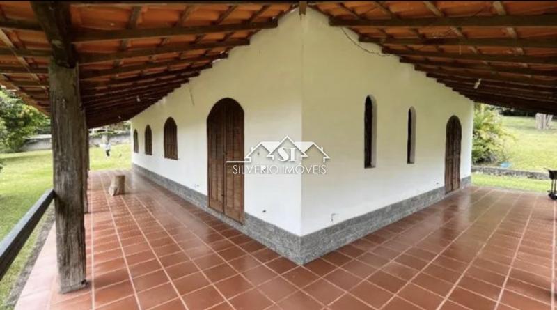Casa à venda com 3 quartos, 350m² - Foto 18