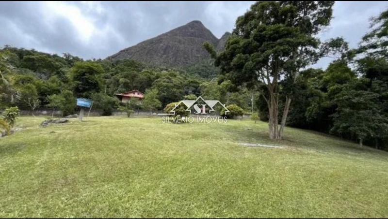 Casa à venda com 3 quartos, 350m² - Foto 4