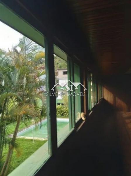 Casa à venda com 5 quartos, 400m² - Foto 6