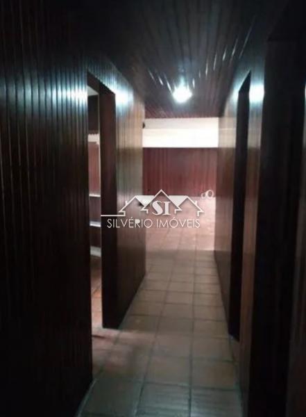 Casa à venda com 5 quartos, 400m² - Foto 8