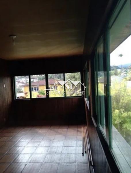 Casa à venda com 5 quartos, 400m² - Foto 9