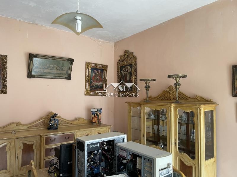 Casa à venda com 9 quartos, 390m² - Foto 13