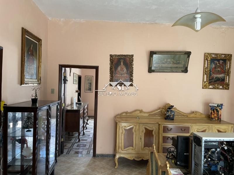 Casa à venda com 9 quartos, 390m² - Foto 15