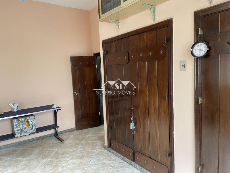 Casa à venda com 9 quartos, 390m² - Foto 26