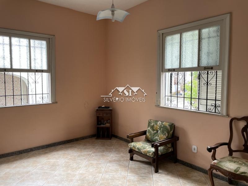 Casa à venda com 9 quartos, 390m² - Foto 27