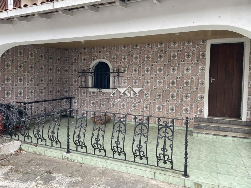 Casa à venda com 9 quartos, 390m² - Foto 39