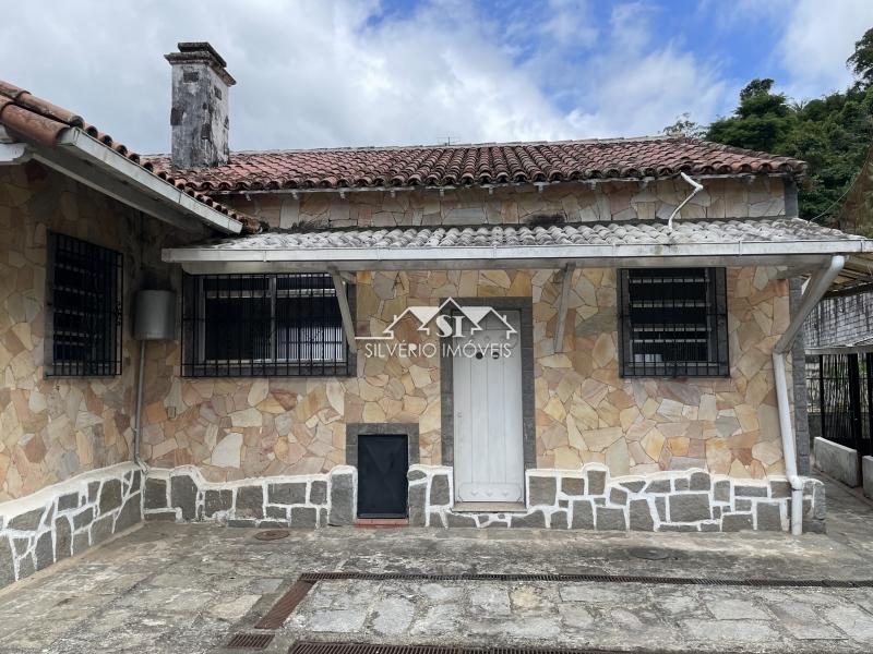 Casa à venda com 9 quartos, 390m² - Foto 5
