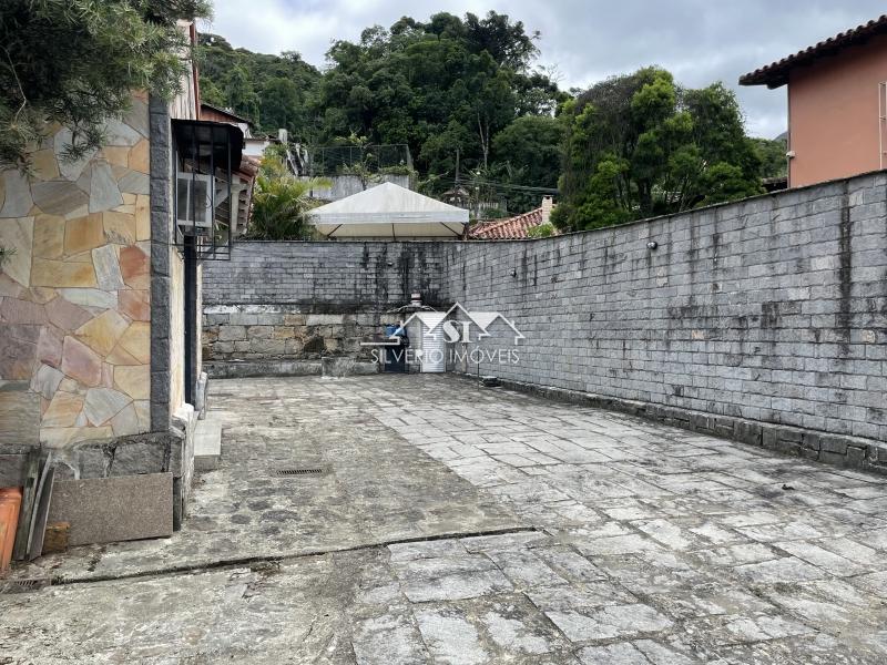 Casa à venda com 9 quartos, 390m² - Foto 51