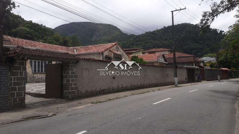 Casa à venda com 9 quartos, 390m² - Foto 53