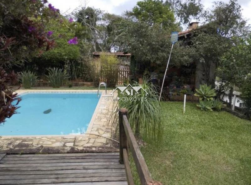 Casa à venda com 4 quartos, 250m² - Foto 7