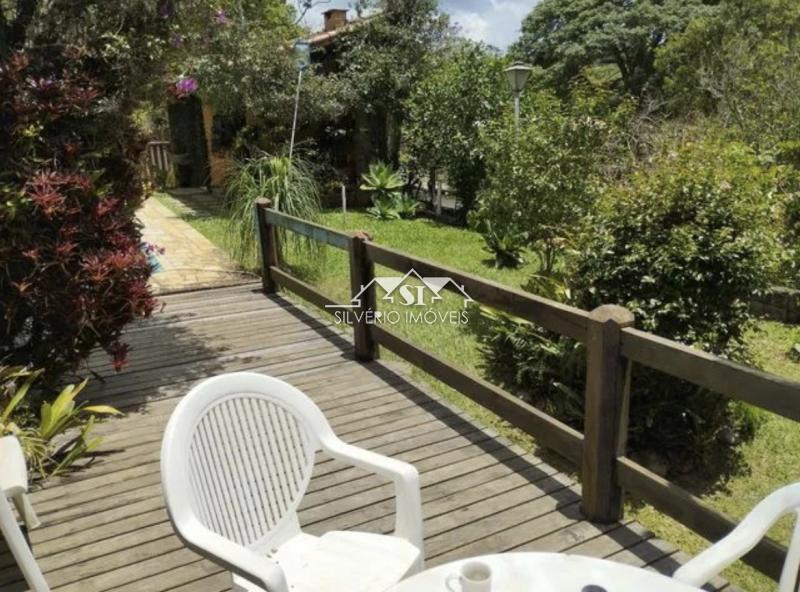 Casa à venda com 4 quartos, 250m² - Foto 10