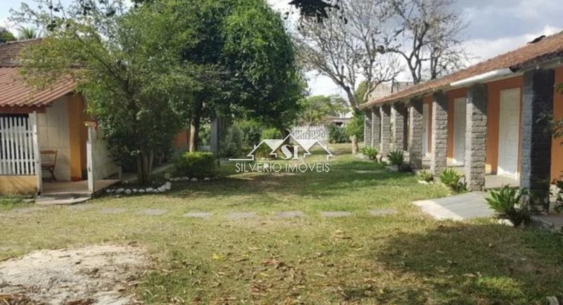 Casa à venda com 10 quartos, 1200m² - Foto 3