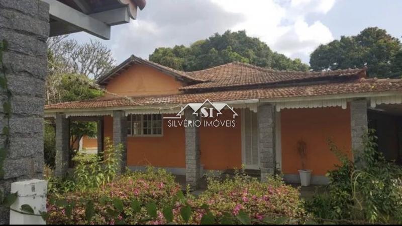Casa à venda com 10 quartos, 1200m² - Foto 9