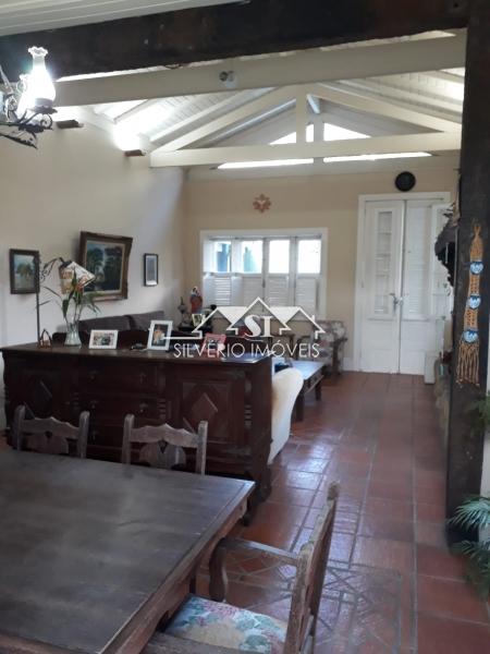 Casa à venda e aluguel com 4 quartos, 255m² - Foto 18