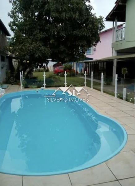 Casa à venda com 11 quartos, 221m² - Foto 6