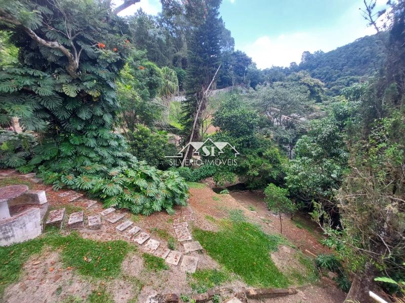 Casa à venda com 4 quartos, 350m² - Foto 45