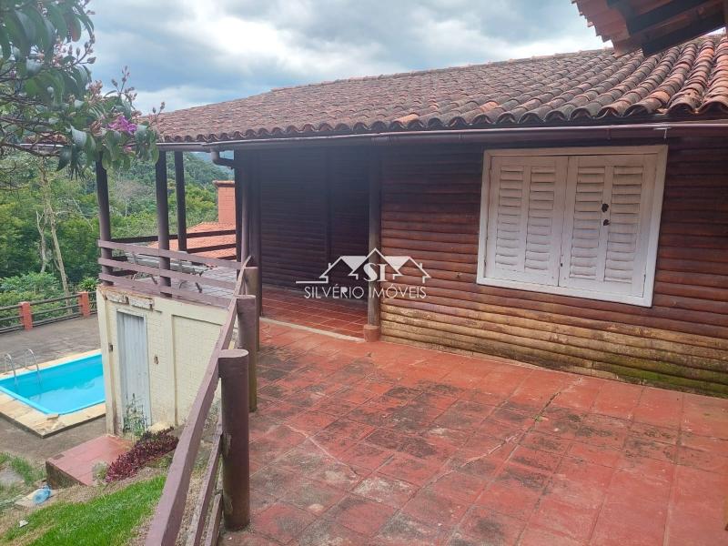 Casa à venda com 4 quartos, 350m² - Foto 9