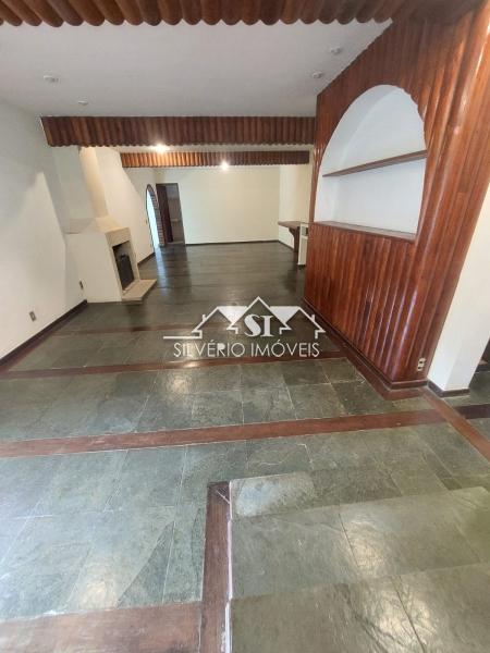 Casa à venda com 4 quartos, 350m² - Foto 25