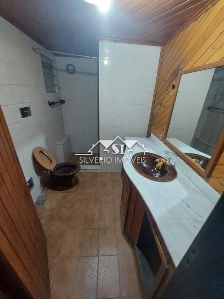 Casa à venda com 4 quartos, 350m² - Foto 35