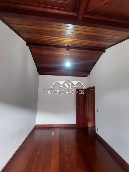 Casa à venda com 4 quartos, 350m² - Foto 40