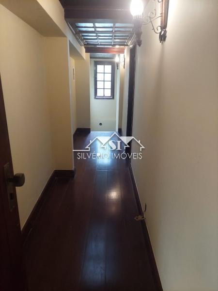 Casa à venda com 4 quartos, 350m² - Foto 41